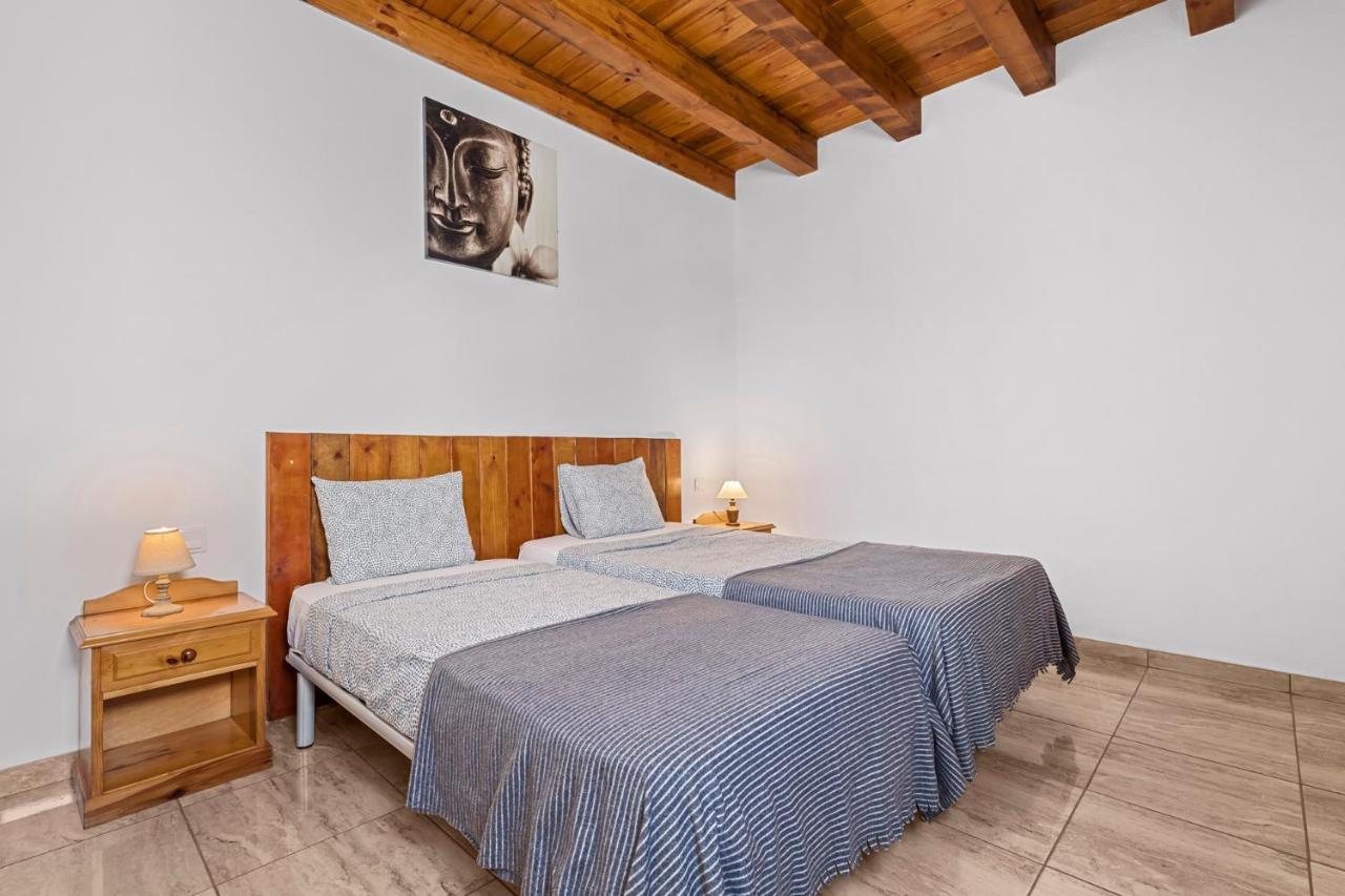 E Ensuite Vacation Apartment Lanzarote Аресифе Екстериор снимка